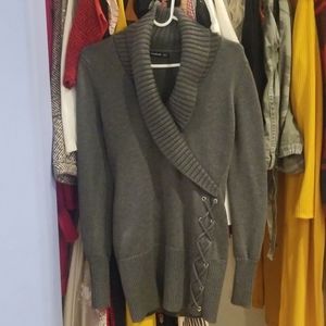 Pattyboutik Gray Sweater